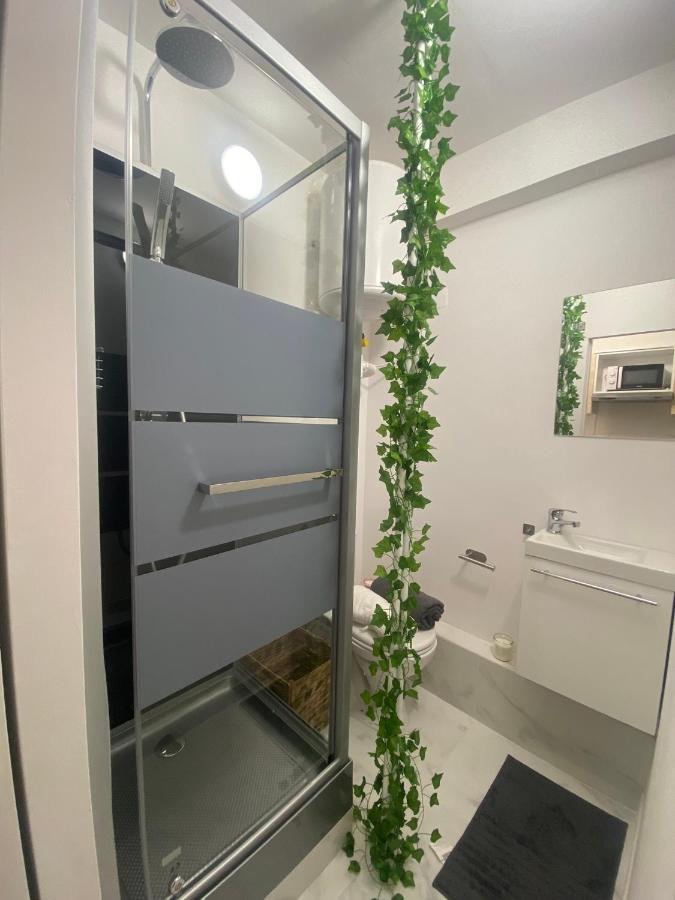 Studio Moderne & Fonctionnel Марсель Экстерьер фото